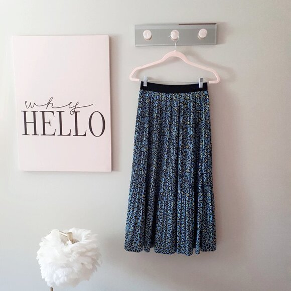 EUC The Moon blue, black & yellow animal print pleated skirt, M/L - Picture 4 of 7